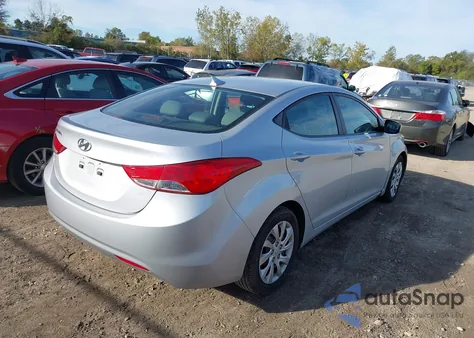 2012 Hyundai Elantra Gls z USA, uszkodzony, nr VIN 5NPDH4AE2CH068285